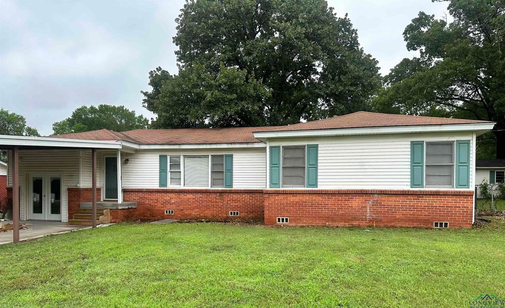 2411 E George Richey, Longview, TX 75604