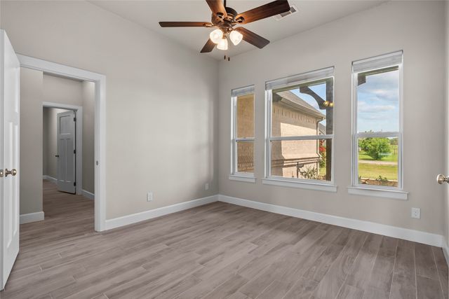103 Maudy Lane, Springtown, TX 76082