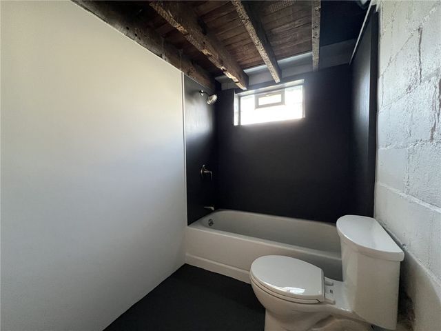 37 Lebanon Ave, South Union Twp, PA 15401