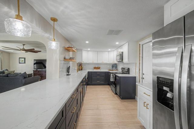 3837 TOPSAIL TRAIL, New Port Richey, FL 34652