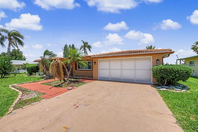 3837 TOPSAIL TRAIL, New Port Richey, FL 34652
