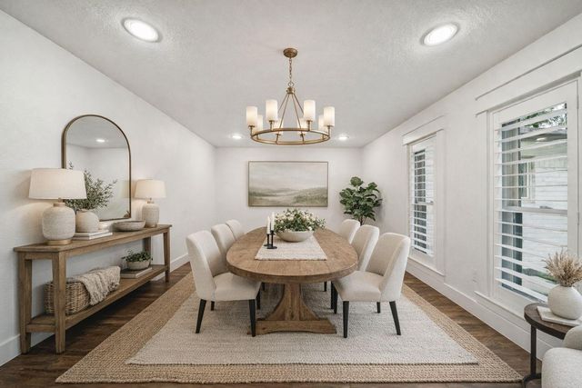 8911 Echo Valley Drive, Spring Valley Village, TX 77055