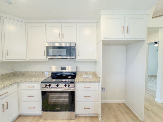 4649 Scottsville Rd, Lafayette, TN 37083