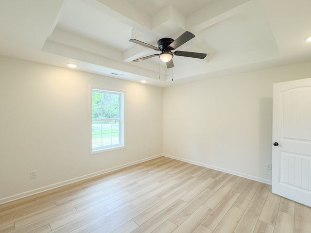 4649 Scottsville Rd, Lafayette, TN 37083