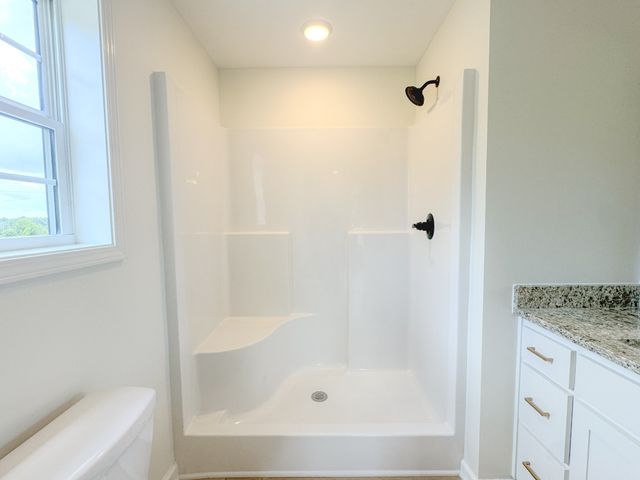 4649 Scottsville Rd, Lafayette, TN 37083