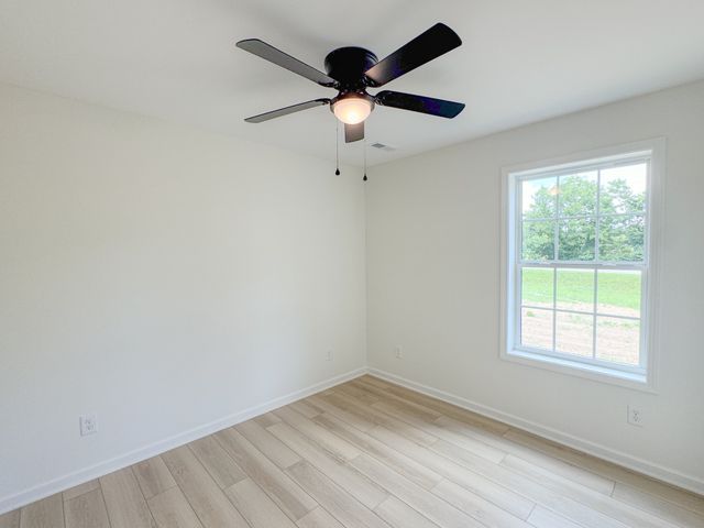 4649 Scottsville Rd, Lafayette, TN 37083