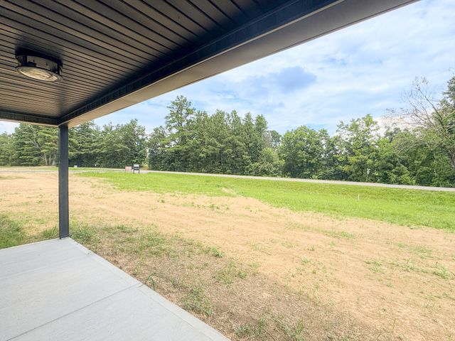 4649 Scottsville Rd, Lafayette, TN 37083
