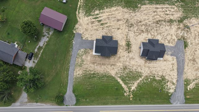 4649 Scottsville Rd, Lafayette, TN 37083