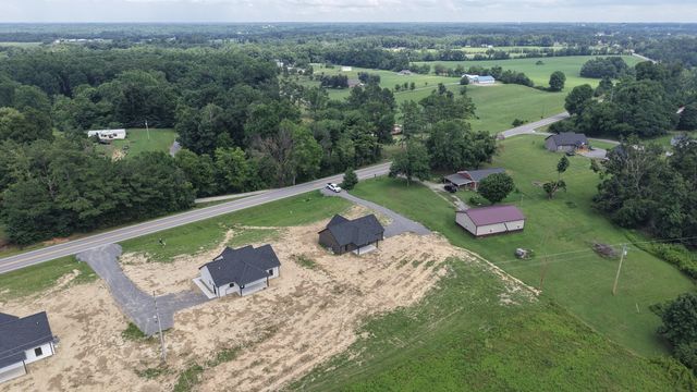 4649 Scottsville Rd, Lafayette, TN 37083