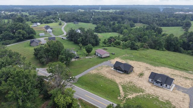 4649 Scottsville Rd, Lafayette, TN 37083