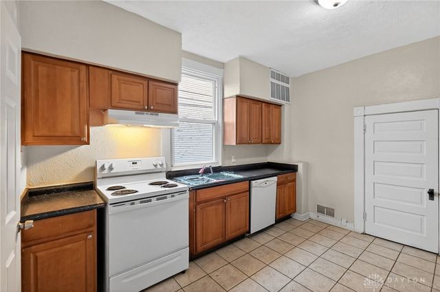 1113 Demphle Avenue, Dayton, OH 45410