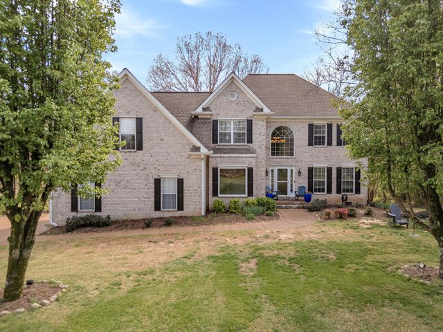 160 Hidden Cove Ct, Gallatin, TN 37066