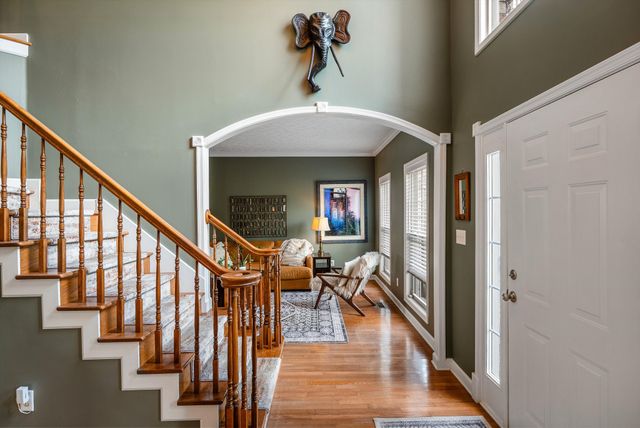 160 Hidden Cove Ct, Gallatin, TN 37066