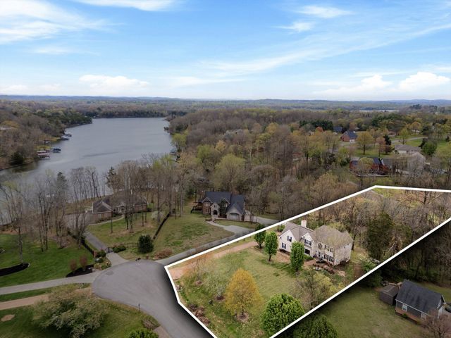 160 Hidden Cove Ct, Gallatin, TN 37066