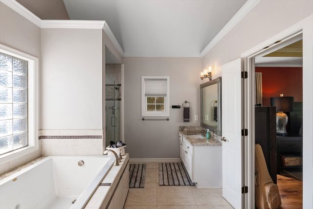 160 Hidden Cove Ct, Gallatin, TN 37066