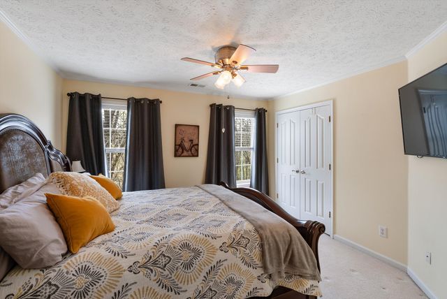 160 Hidden Cove Ct, Gallatin, TN 37066