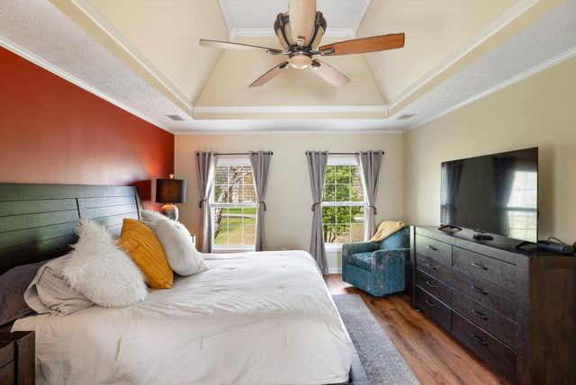 160 Hidden Cove Ct, Gallatin, TN 37066