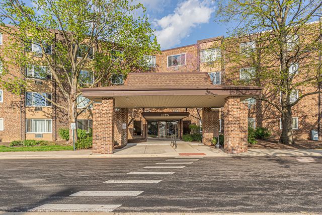 1375 REBECCA Drive 323, Hoffman Estates, IL 60169