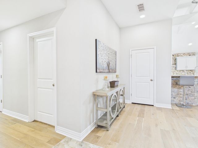 2006 WINDMILL LAKE AVENUE, Wichita Falls, TX 76309