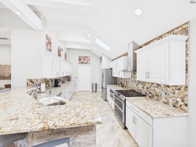 2006 WINDMILL LAKE AVENUE, Wichita Falls, TX 76309