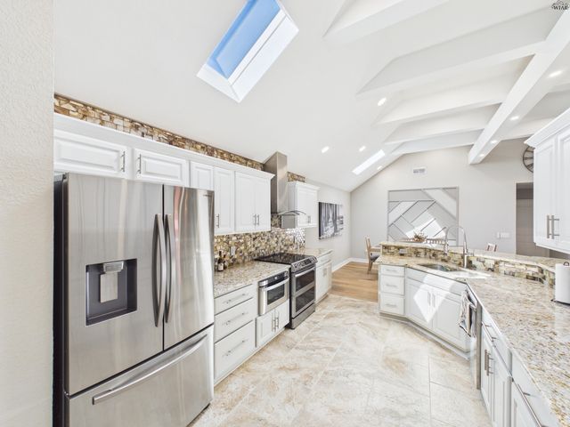 2006 WINDMILL LAKE AVENUE, Wichita Falls, TX 76309