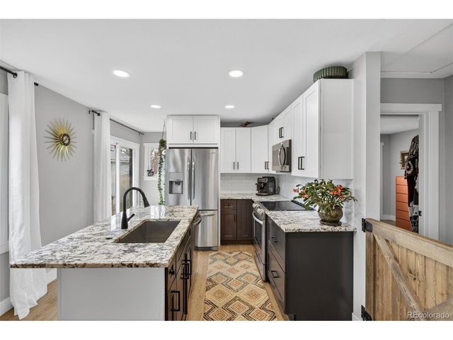 1555 Rosemary St, Denver, CO 80220