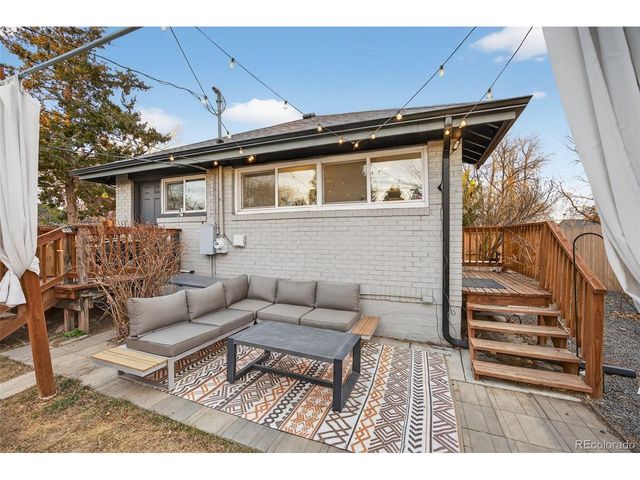 1555 Rosemary St, Denver, CO 80220