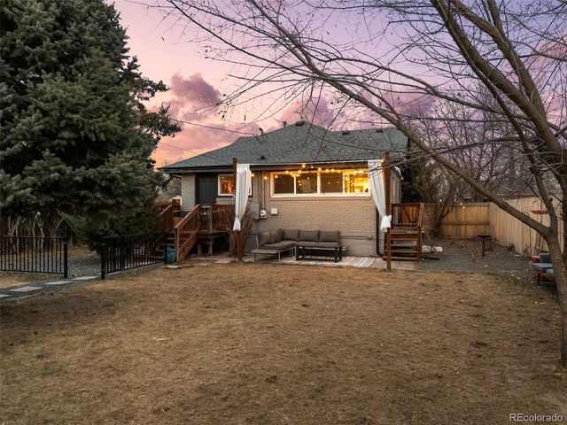 1555 Rosemary St, Denver, CO 80220