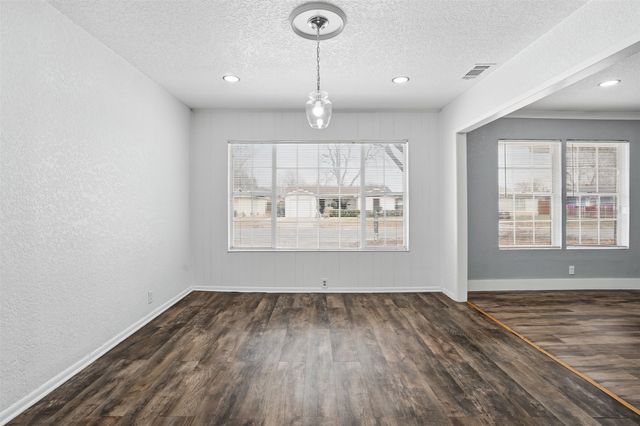 3321 Fairview Street, Fort Worth, TX 76111