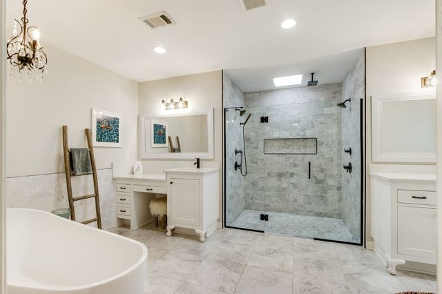 2703 W Prairie Creek Drive, Richardson, TX 75080