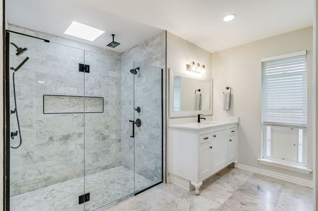 2703 W Prairie Creek Drive, Richardson, TX 75080
