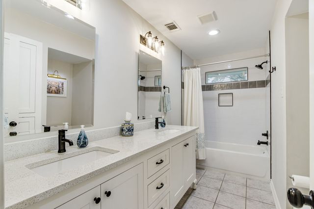 2703 W Prairie Creek Drive, Richardson, TX 75080