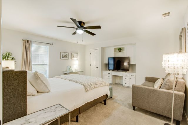 2703 W Prairie Creek Drive, Richardson, TX 75080
