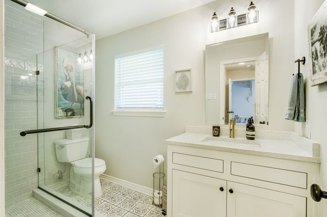 2703 W Prairie Creek Drive, Richardson, TX 75080
