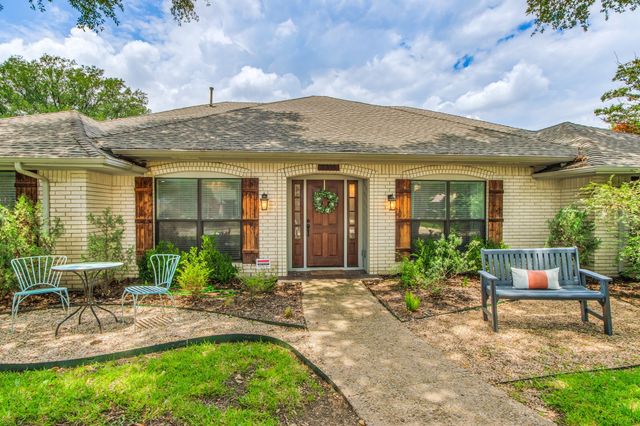 2703 W Prairie Creek Drive, Richardson, TX 75080