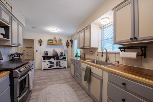 12998 Rocky Road, Conroe, TX 77306