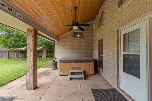 411 Ascot Court, Bossier City, LA 71111