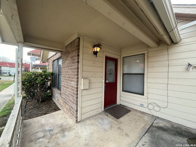 6306 Queens Castle Apt 4, San Antonio, TX 78218