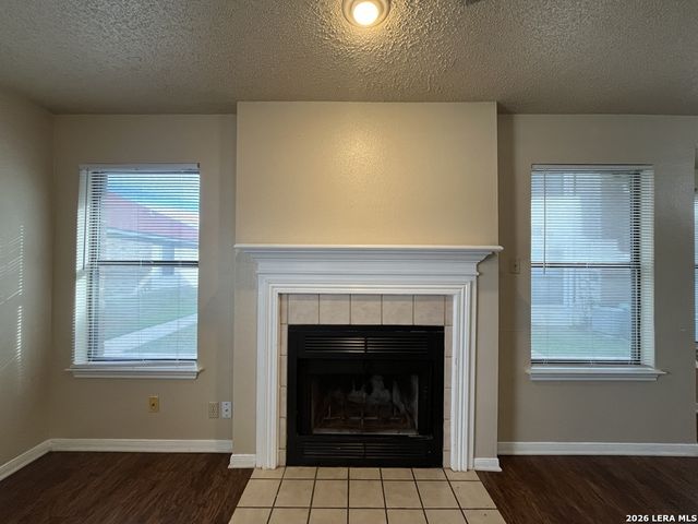 6306 Queens Castle Apt 4, San Antonio, TX 78218