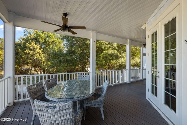 106 Key West Lane, Newport, NC 28570