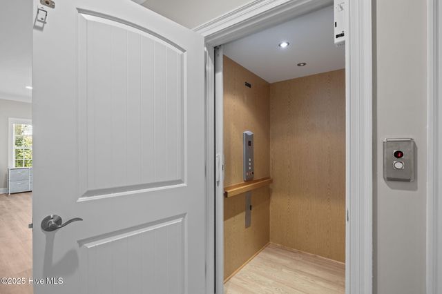 106 Key West Lane, Newport, NC 28570