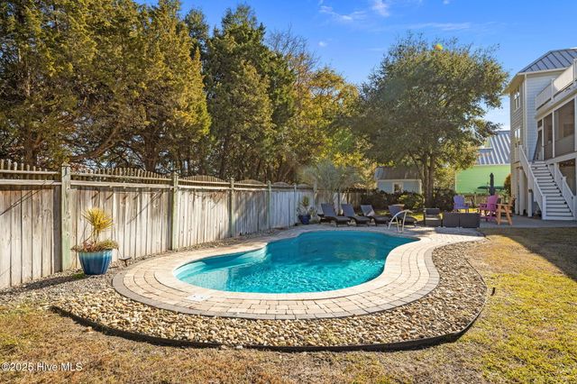 106 Key West Lane, Newport, NC 28570