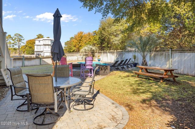 106 Key West Lane, Newport, NC 28570