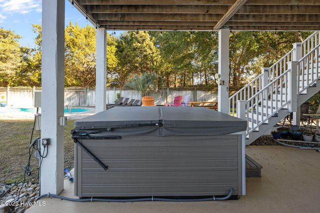 106 Key West Lane, Newport, NC 28570