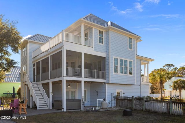 106 Key West Lane, Newport, NC 28570