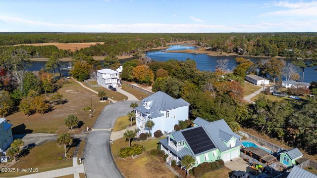 106 Key West Lane, Newport, NC 28570