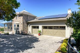 51 Stonetree Ln, Novato, CA 94945