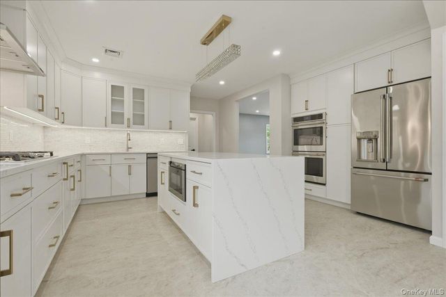 616 Harless Place, West Hempstead, NY 11552