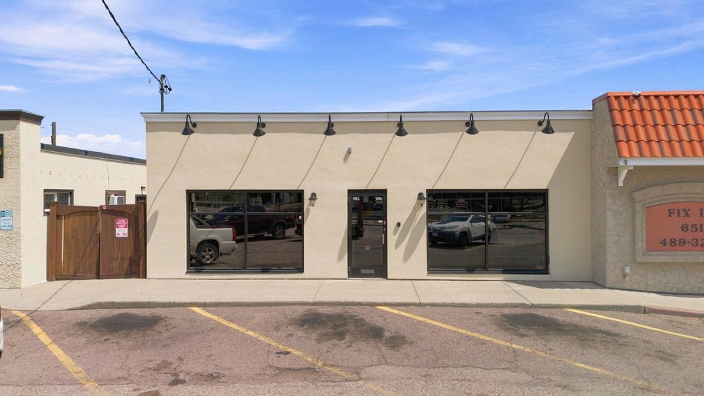 980 Dale Street N, Saint Paul, MN 55117 — photo 2