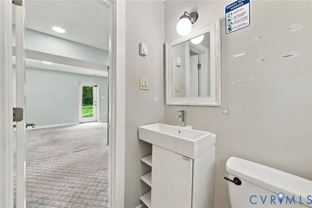 5824 Riverside Dr, Richmond, VA 23225